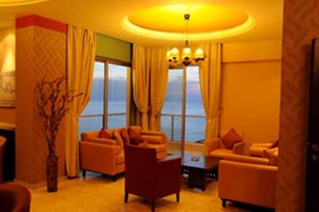 Ahiram Hotel Byblos Bagian luar foto